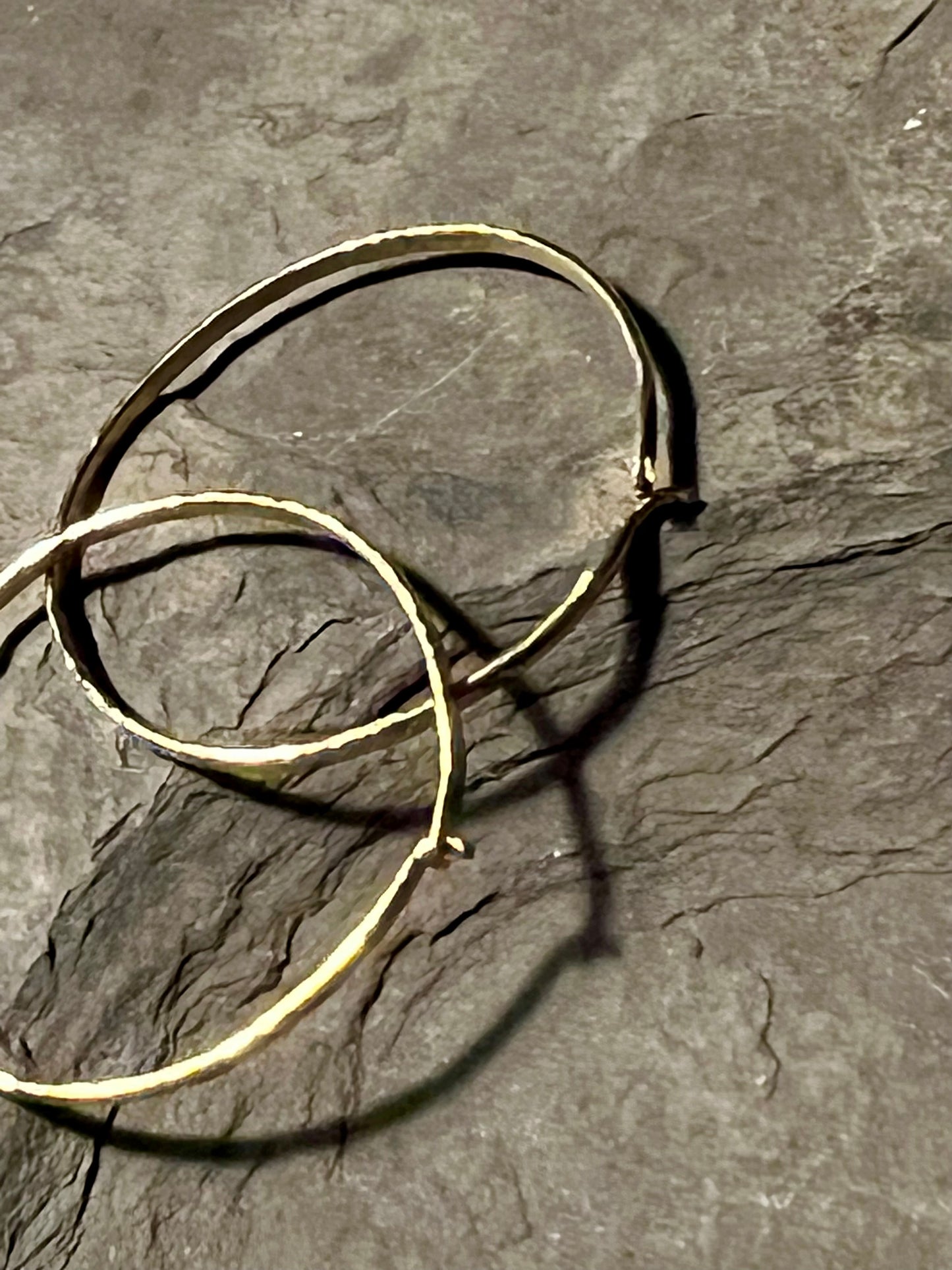 Hammered Hoop 18K Yellow Gold - Minimalist Earrings
