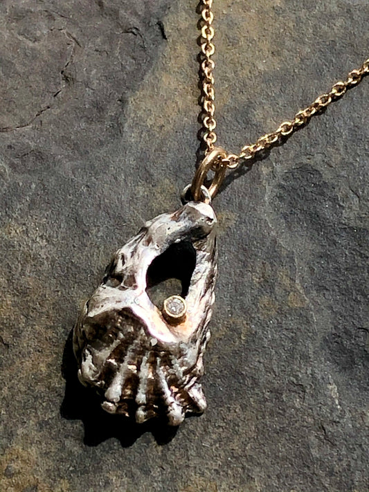 Diamond Tiny Oyster Pendant - Salt Series Necklace