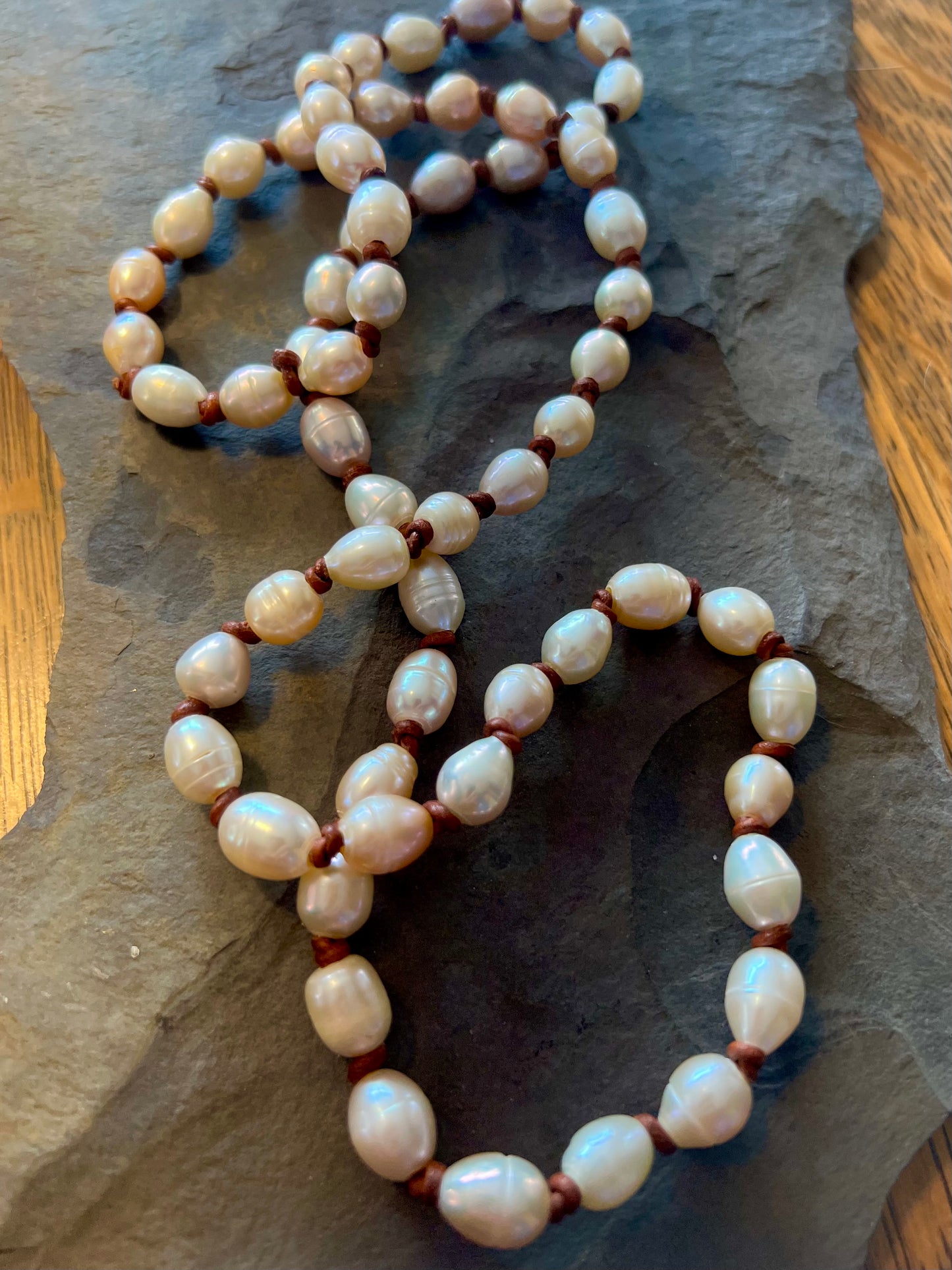 Creamy Ring Pearls Knotted on Leather Necklace