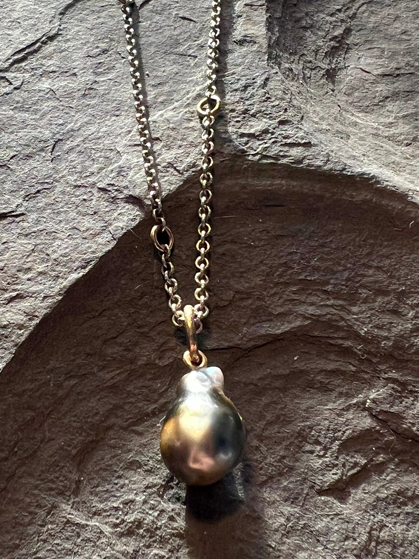 Peacock Tahitian Pearl Drop - Minimalist Necklace