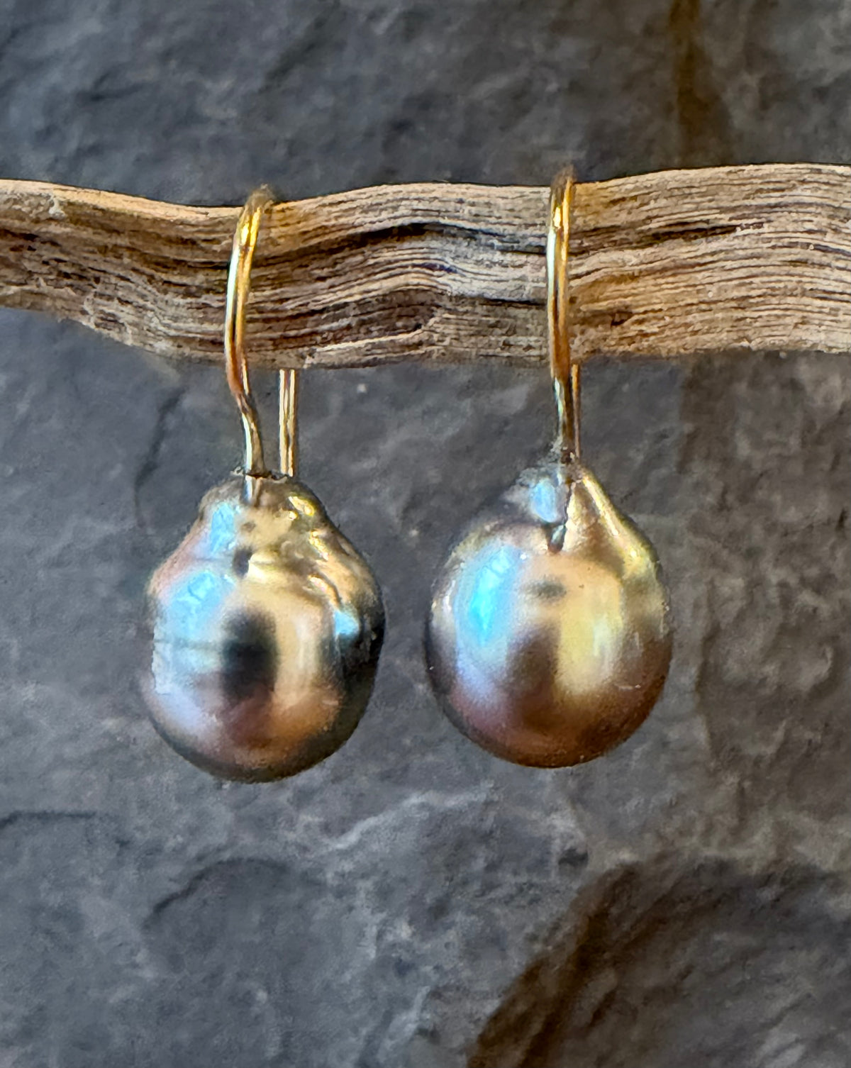 Smokey Blue High Luster Tahitian Pearl Minimalist Drop Earrings 14K