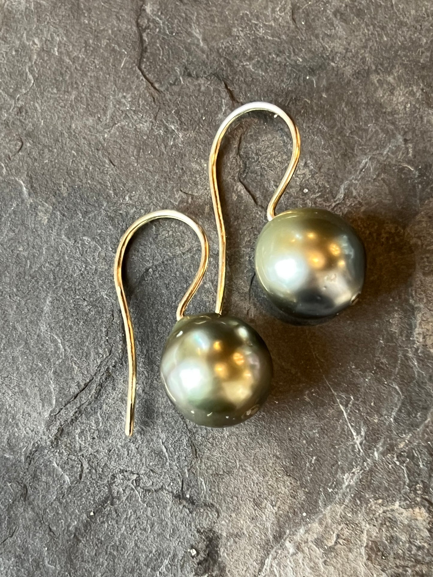 Pistachio Gray Green Tahitian Pearl 14K Minimalist Drop Earrings